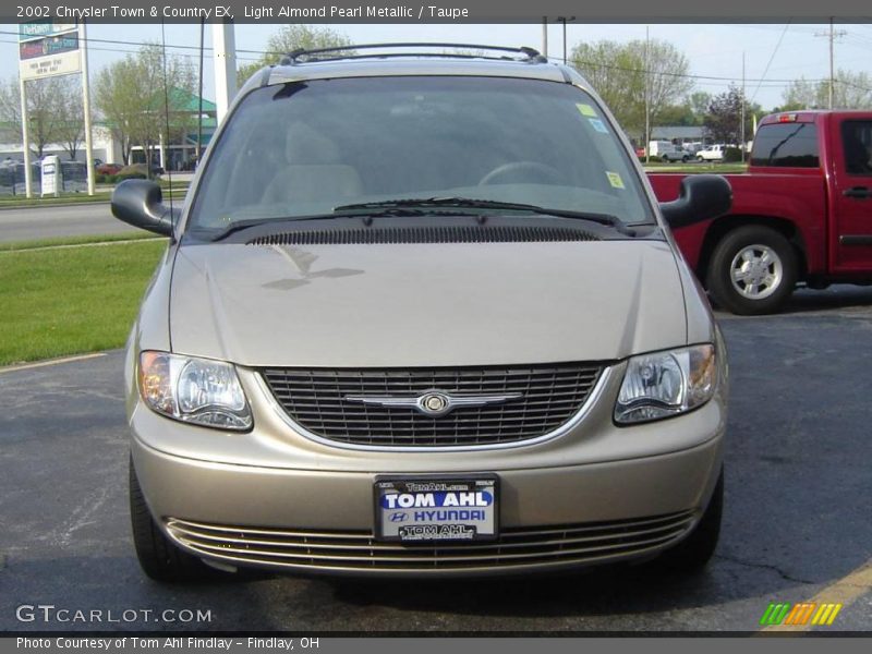 Light Almond Pearl Metallic / Taupe 2002 Chrysler Town & Country EX