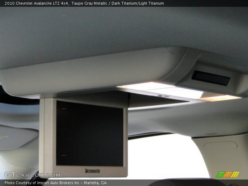 Taupe Gray Metallic / Dark Titanium/Light Titanium 2010 Chevrolet Avalanche LTZ 4x4