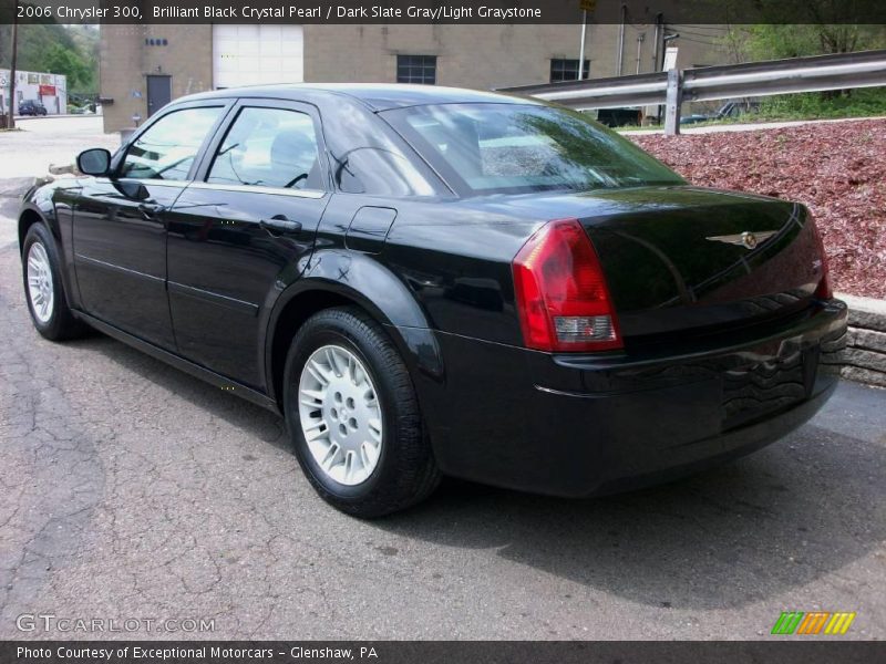 Brilliant Black Crystal Pearl / Dark Slate Gray/Light Graystone 2006 Chrysler 300