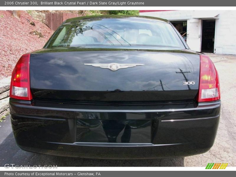 Brilliant Black Crystal Pearl / Dark Slate Gray/Light Graystone 2006 Chrysler 300