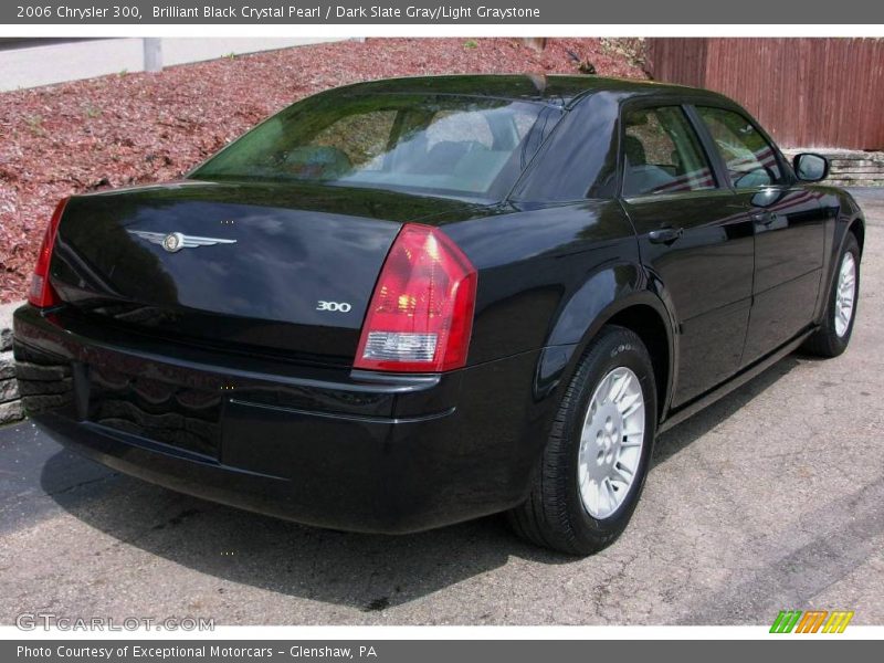 Brilliant Black Crystal Pearl / Dark Slate Gray/Light Graystone 2006 Chrysler 300