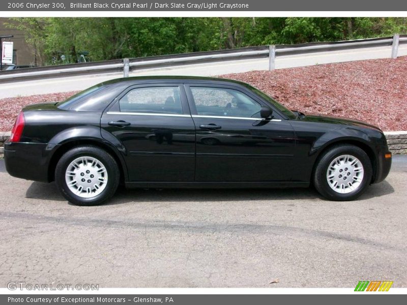 Brilliant Black Crystal Pearl / Dark Slate Gray/Light Graystone 2006 Chrysler 300