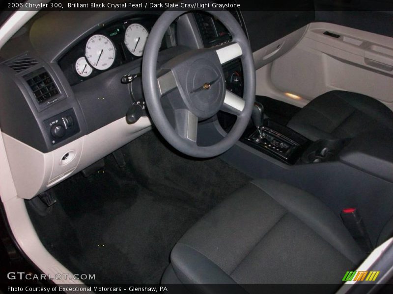 Brilliant Black Crystal Pearl / Dark Slate Gray/Light Graystone 2006 Chrysler 300