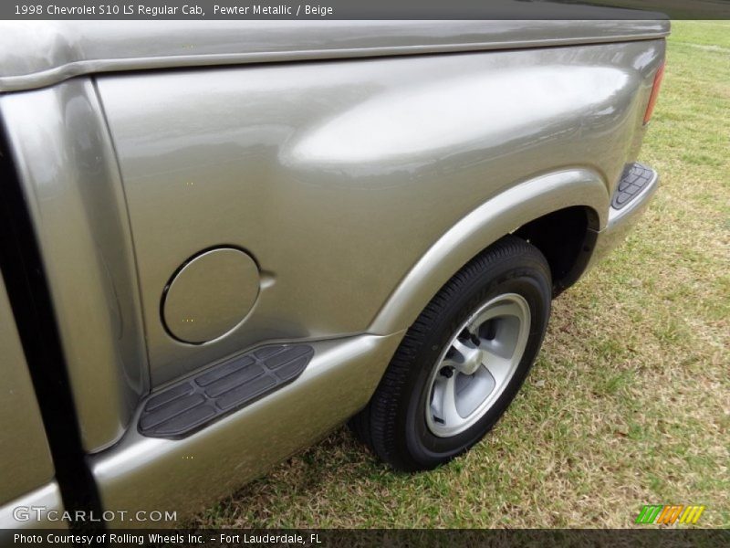 Pewter Metallic / Beige 1998 Chevrolet S10 LS Regular Cab