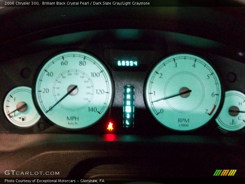 Brilliant Black Crystal Pearl / Dark Slate Gray/Light Graystone 2006 Chrysler 300