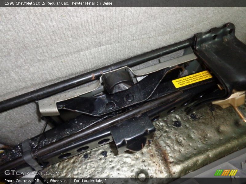 Pewter Metallic / Beige 1998 Chevrolet S10 LS Regular Cab