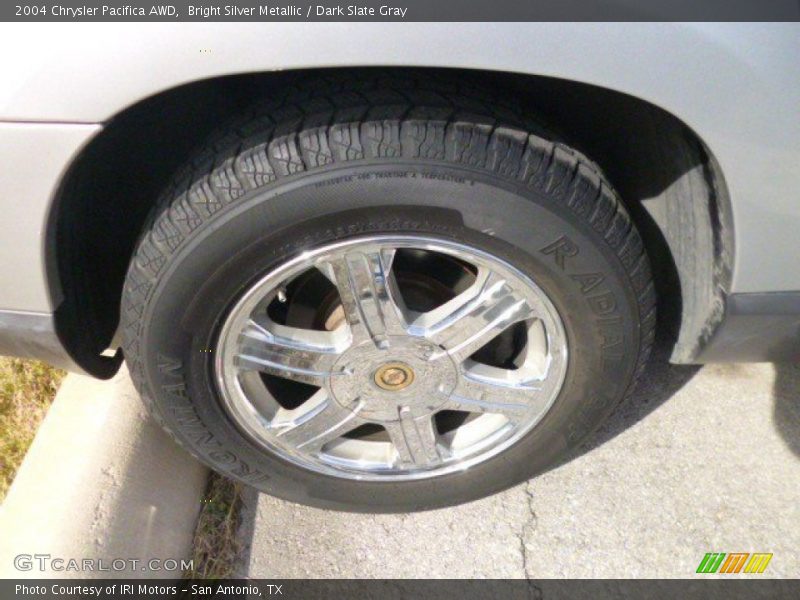 Bright Silver Metallic / Dark Slate Gray 2004 Chrysler Pacifica AWD