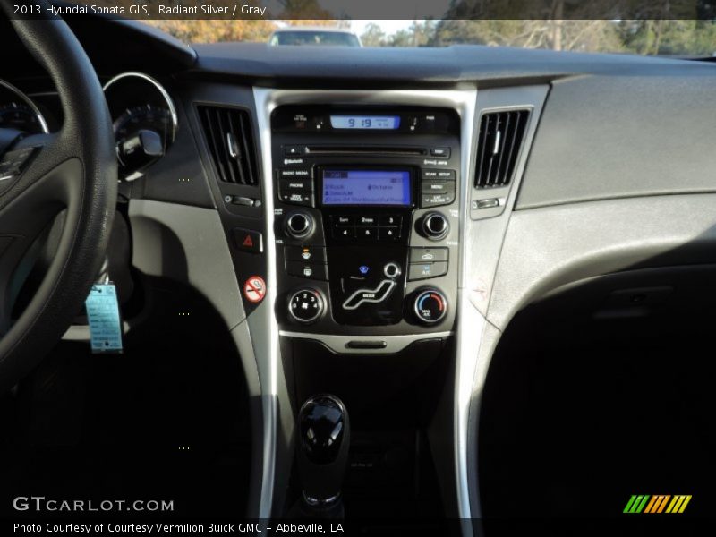 Radiant Silver / Gray 2013 Hyundai Sonata GLS
