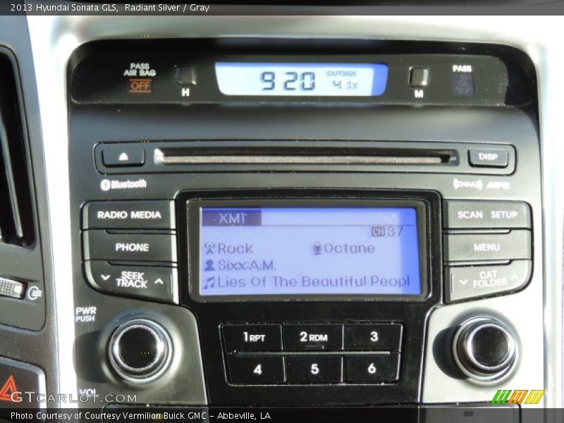 Radiant Silver / Gray 2013 Hyundai Sonata GLS