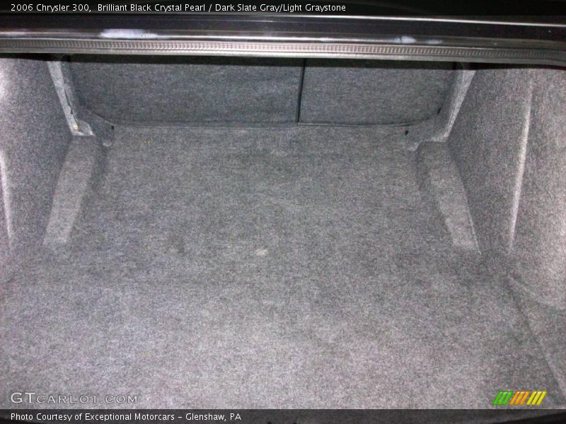 Brilliant Black Crystal Pearl / Dark Slate Gray/Light Graystone 2006 Chrysler 300