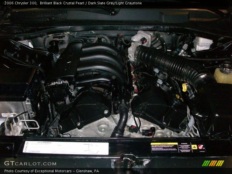 Brilliant Black Crystal Pearl / Dark Slate Gray/Light Graystone 2006 Chrysler 300