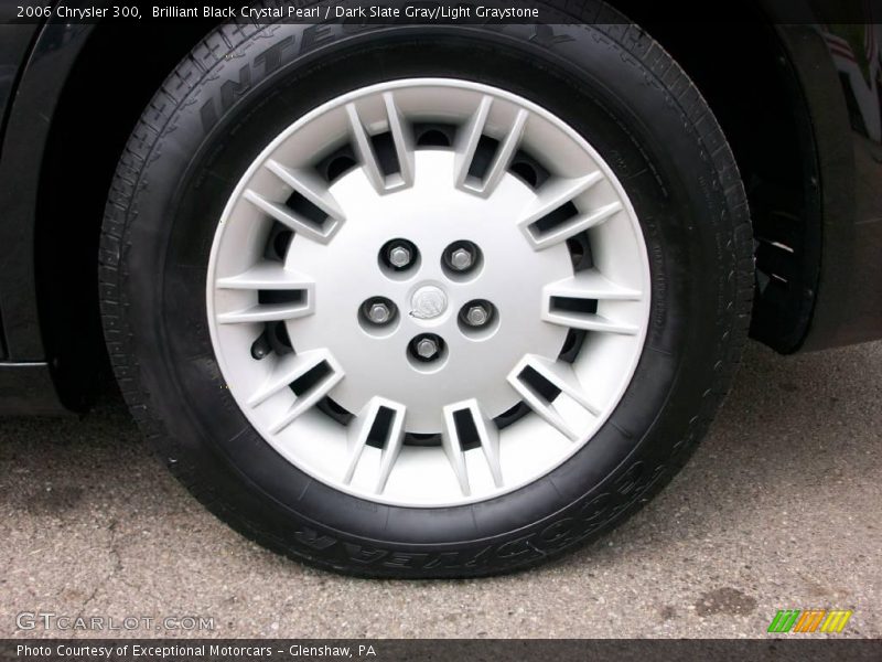 Brilliant Black Crystal Pearl / Dark Slate Gray/Light Graystone 2006 Chrysler 300