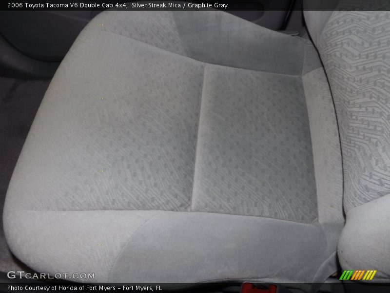 Silver Streak Mica / Graphite Gray 2006 Toyota Tacoma V6 Double Cab 4x4