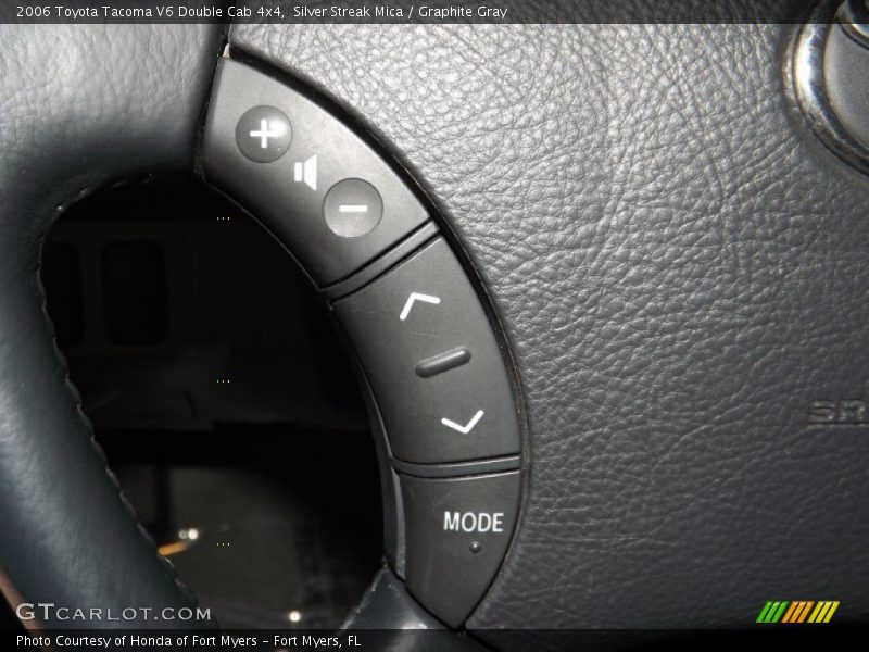 Silver Streak Mica / Graphite Gray 2006 Toyota Tacoma V6 Double Cab 4x4