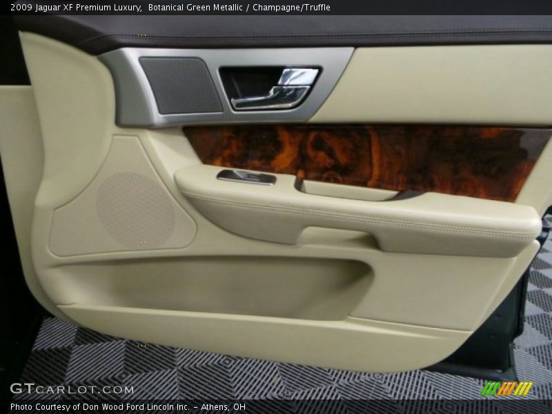 Botanical Green Metallic / Champagne/Truffle 2009 Jaguar XF Premium Luxury