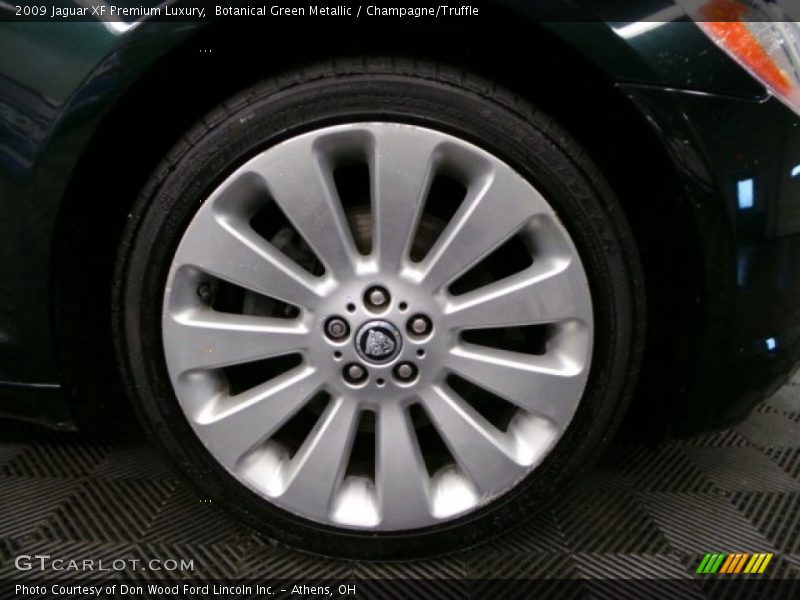 Botanical Green Metallic / Champagne/Truffle 2009 Jaguar XF Premium Luxury