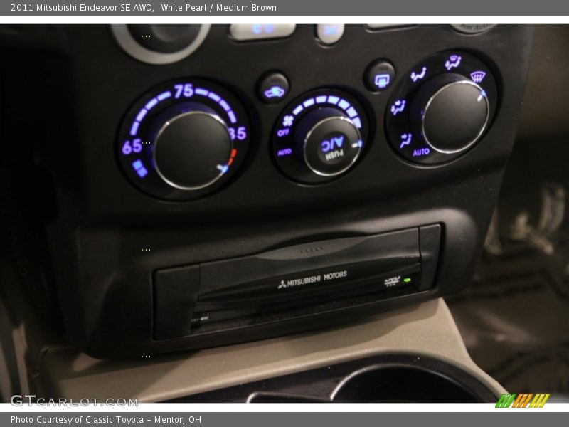 White Pearl / Medium Brown 2011 Mitsubishi Endeavor SE AWD