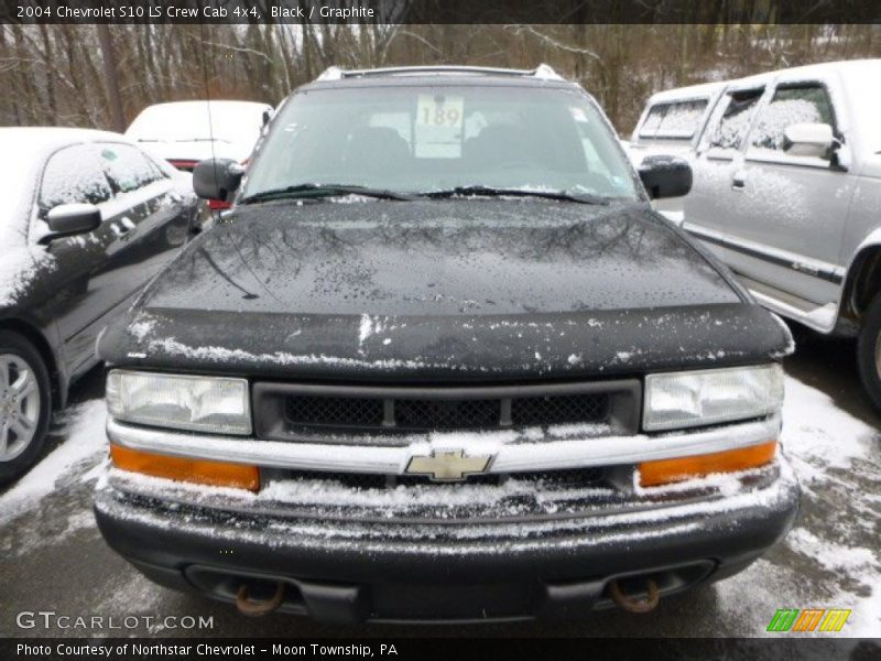 Black / Graphite 2004 Chevrolet S10 LS Crew Cab 4x4