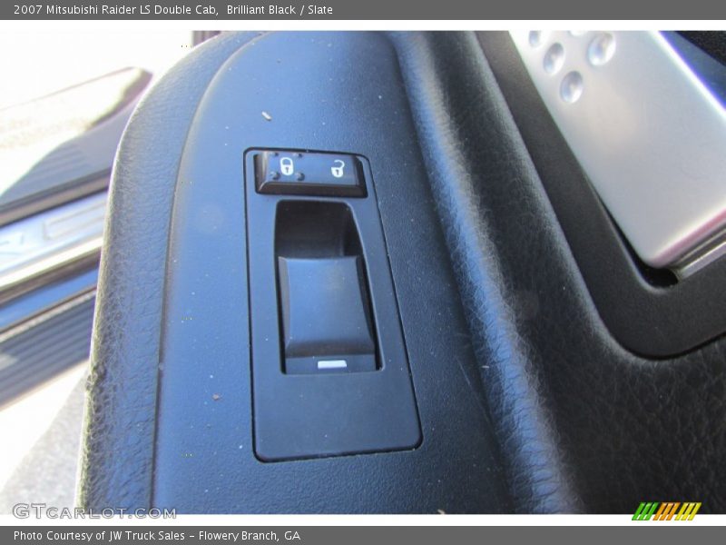 Brilliant Black / Slate 2007 Mitsubishi Raider LS Double Cab