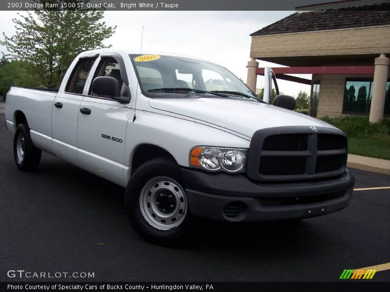 Bright White / Taupe 2003 Dodge Ram 1500 ST Quad Cab