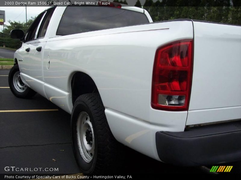 Bright White / Taupe 2003 Dodge Ram 1500 ST Quad Cab