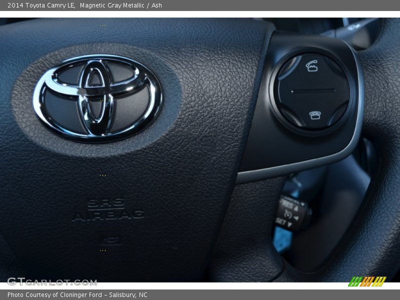 Magnetic Gray Metallic / Ash 2014 Toyota Camry LE