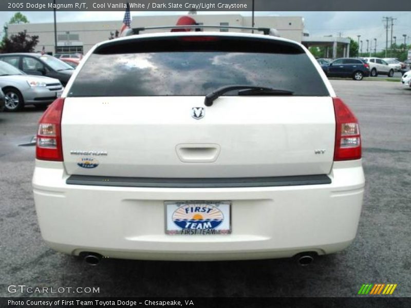 Cool Vanilla White / Dark Slate Gray/Light Graystone 2005 Dodge Magnum R/T