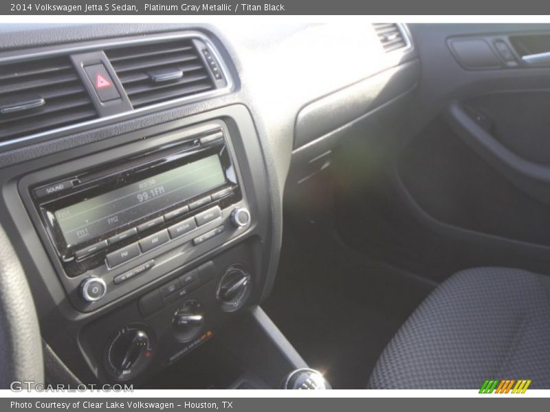 Platinum Gray Metallic / Titan Black 2014 Volkswagen Jetta S Sedan