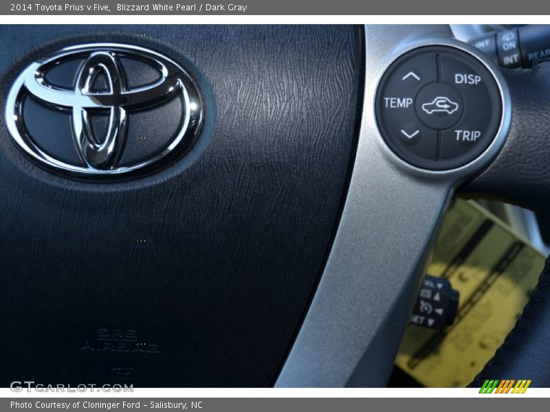 Blizzard White Pearl / Dark Gray 2014 Toyota Prius v Five