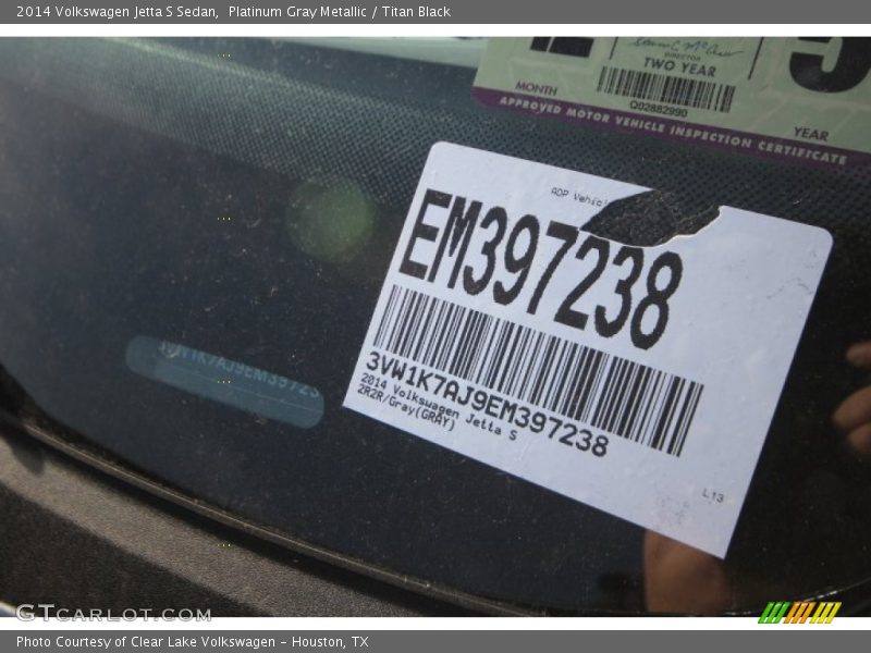Platinum Gray Metallic / Titan Black 2014 Volkswagen Jetta S Sedan