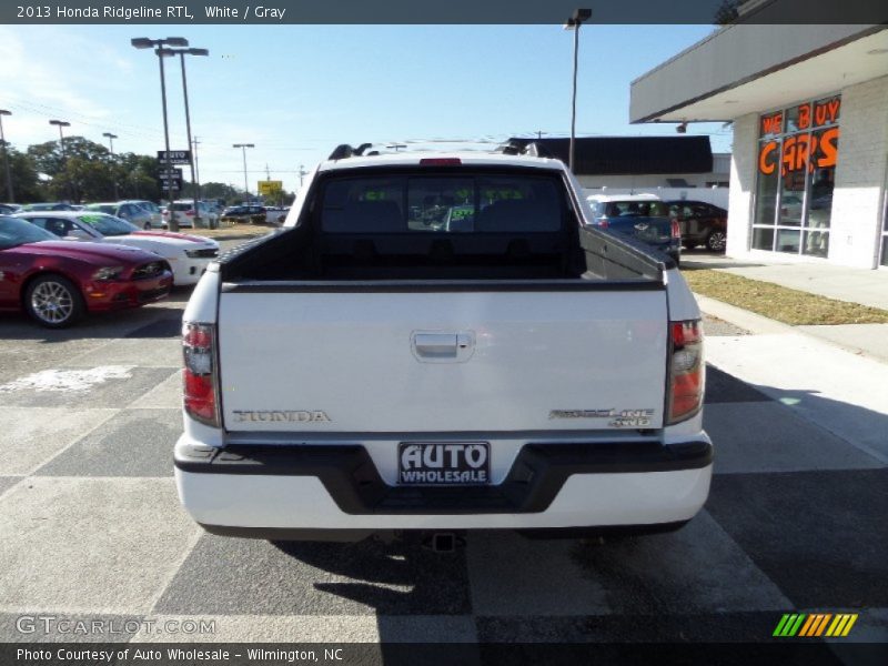 White / Gray 2013 Honda Ridgeline RTL