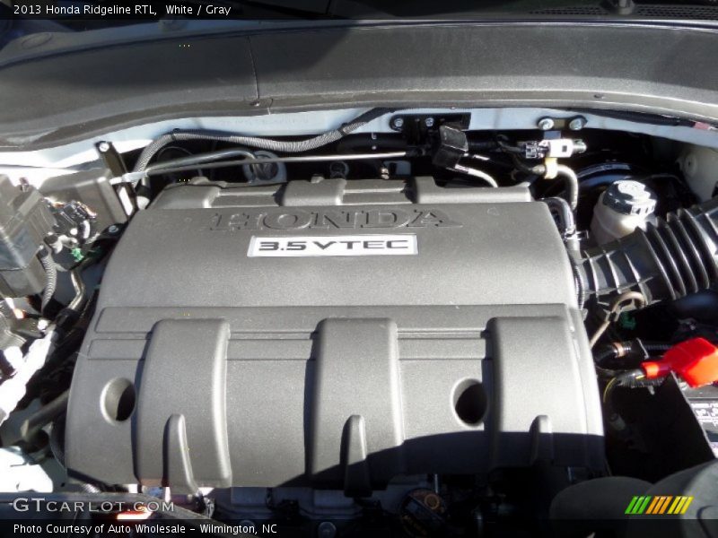 White / Gray 2013 Honda Ridgeline RTL