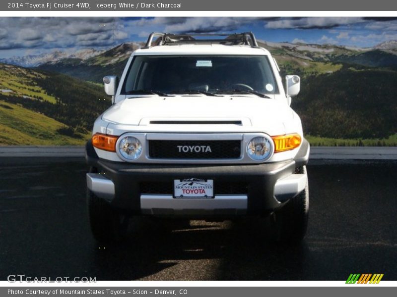 Iceberg White / Dark Charcoal 2014 Toyota FJ Cruiser 4WD