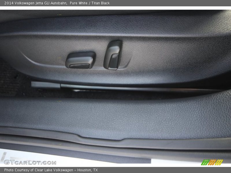 Pure White / Titan Black 2014 Volkswagen Jetta GLI Autobahn