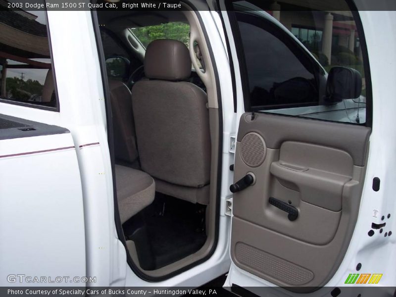 Bright White / Taupe 2003 Dodge Ram 1500 ST Quad Cab