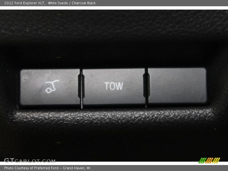 White Suede / Charcoal Black 2012 Ford Explorer XLT
