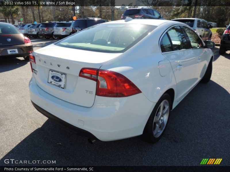 Ice White / Soft Beige 2012 Volvo S60 T5