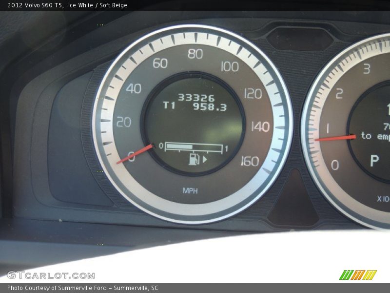 Ice White / Soft Beige 2012 Volvo S60 T5