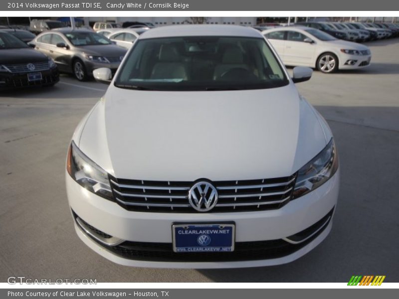 Candy White / Cornsilk Beige 2014 Volkswagen Passat TDI SE