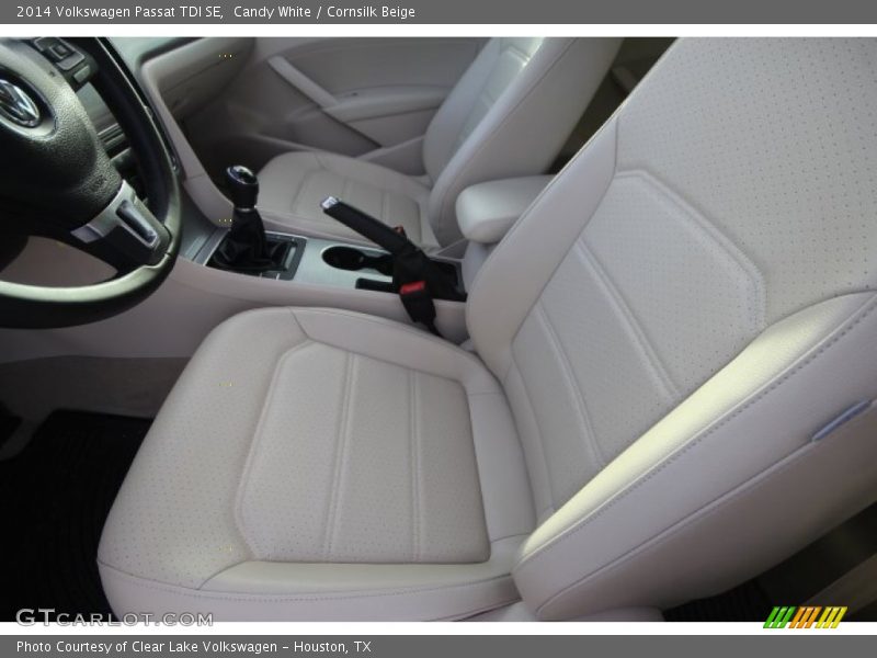 Candy White / Cornsilk Beige 2014 Volkswagen Passat TDI SE