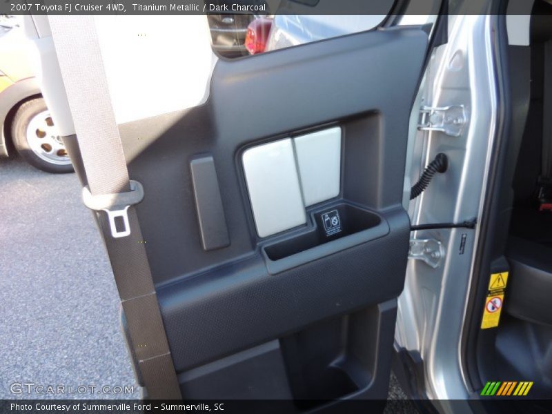 Titanium Metallic / Dark Charcoal 2007 Toyota FJ Cruiser 4WD
