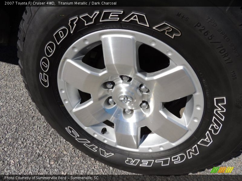 Titanium Metallic / Dark Charcoal 2007 Toyota FJ Cruiser 4WD