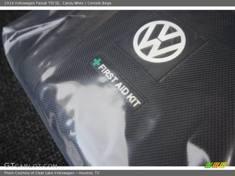 Candy White / Cornsilk Beige 2014 Volkswagen Passat TDI SE