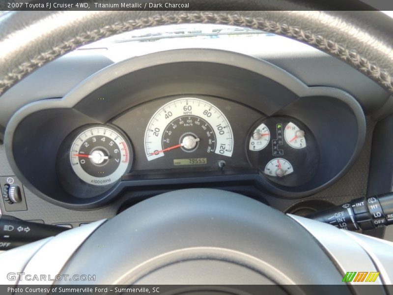 Titanium Metallic / Dark Charcoal 2007 Toyota FJ Cruiser 4WD