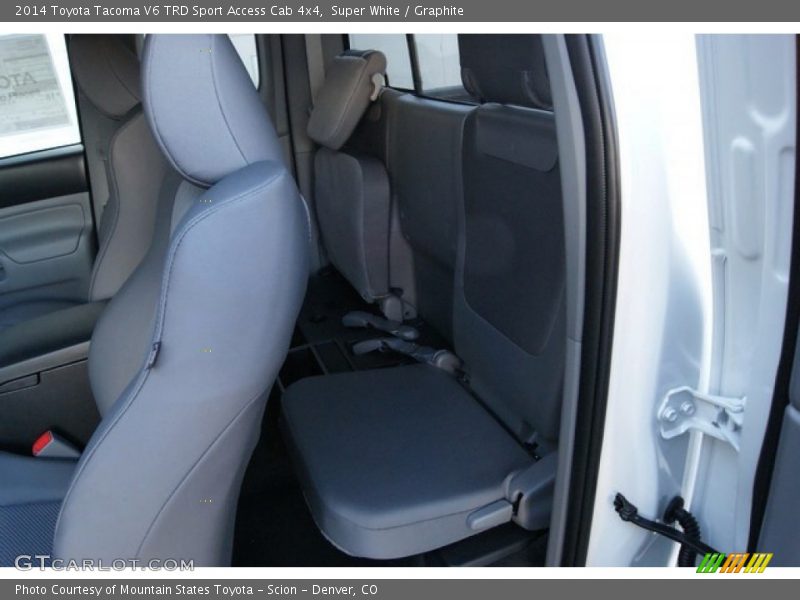 Super White / Graphite 2014 Toyota Tacoma V6 TRD Sport Access Cab 4x4