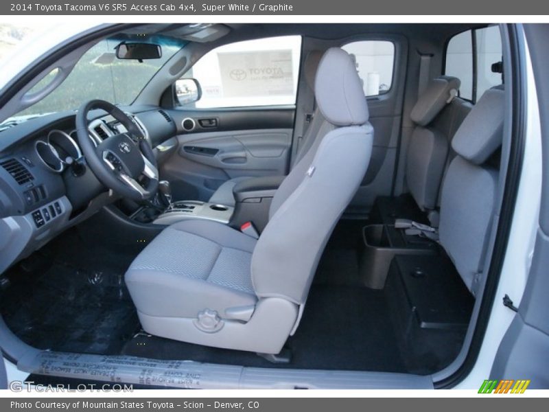 Super White / Graphite 2014 Toyota Tacoma V6 SR5 Access Cab 4x4