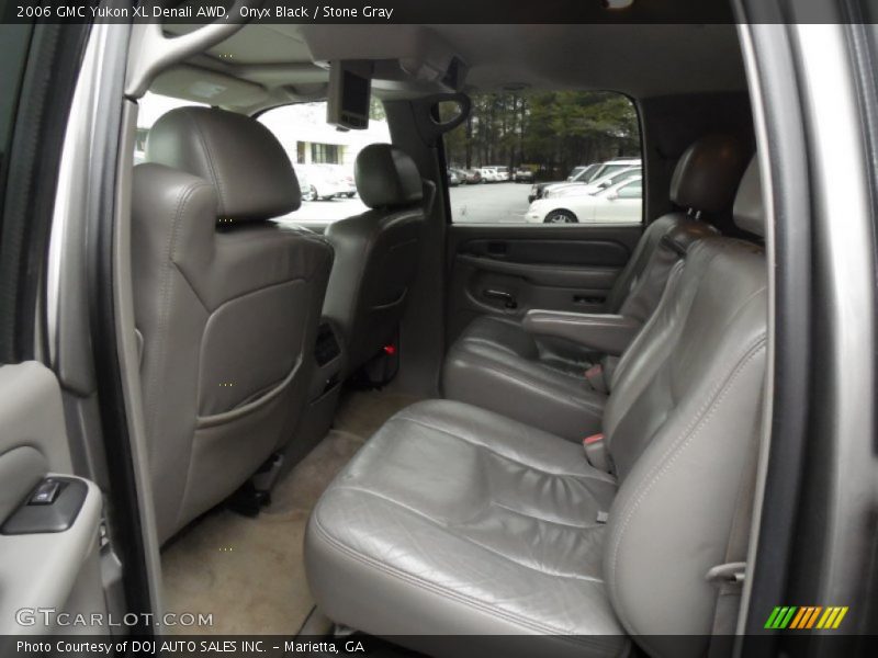 Onyx Black / Stone Gray 2006 GMC Yukon XL Denali AWD