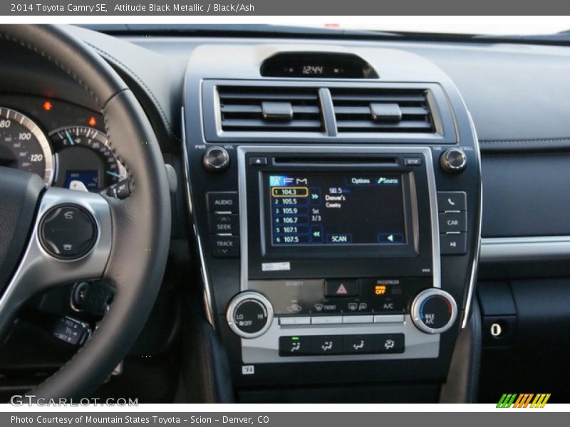 Attitude Black Metallic / Black/Ash 2014 Toyota Camry SE