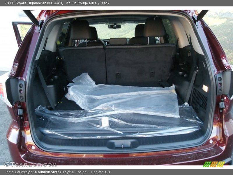 2014 Highlander XLE AWD Trunk