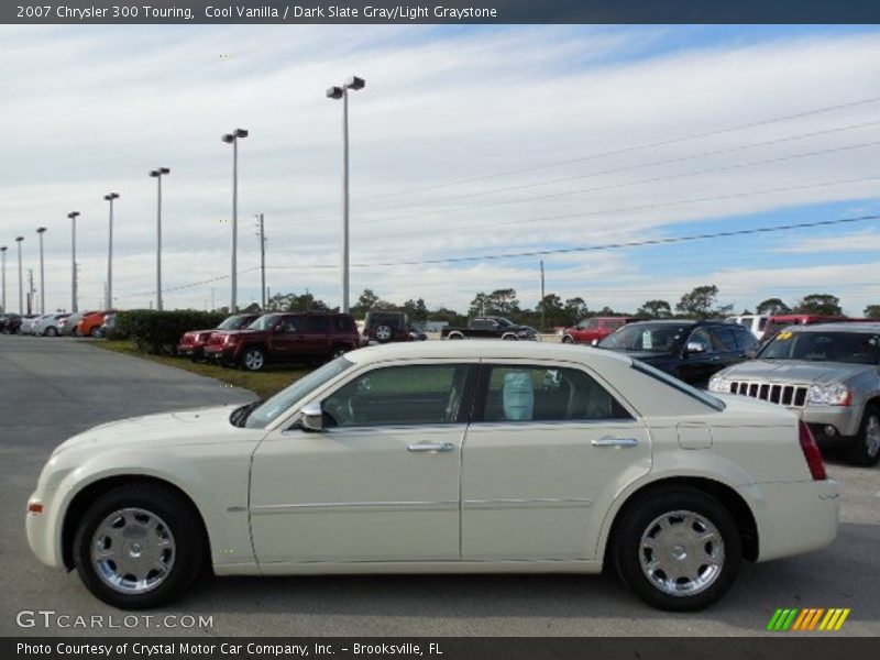 Cool Vanilla / Dark Slate Gray/Light Graystone 2007 Chrysler 300 Touring